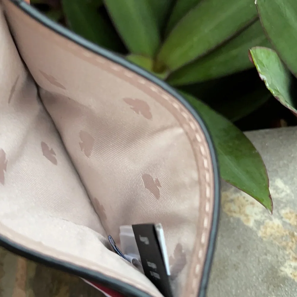 disney x kate spade new york minnie sm cardholder NWT - Picture 5 of 9